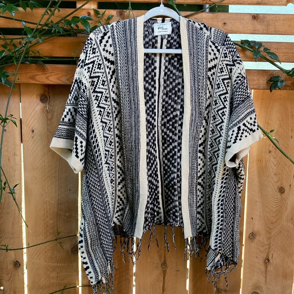 Cotton On Black and Cream Knit Sweater